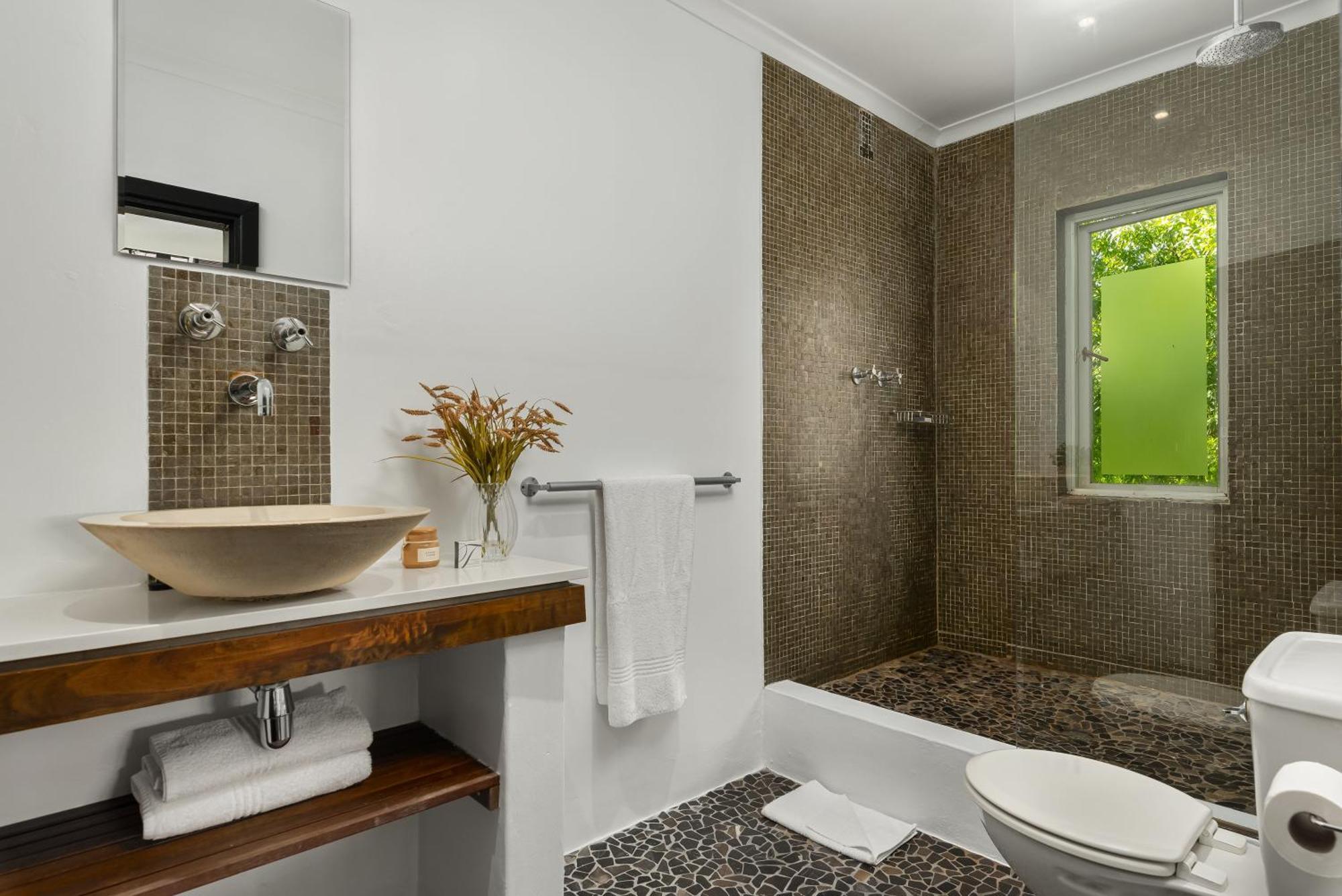 Neighbourgood Romney Guest house *