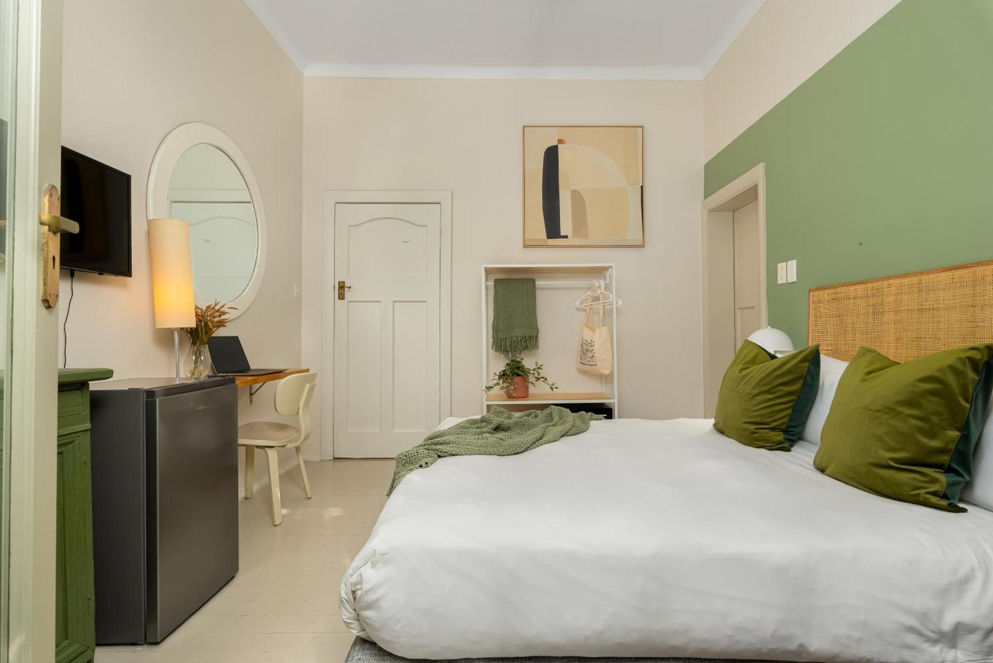 Neighbourgood Romney Guest house *